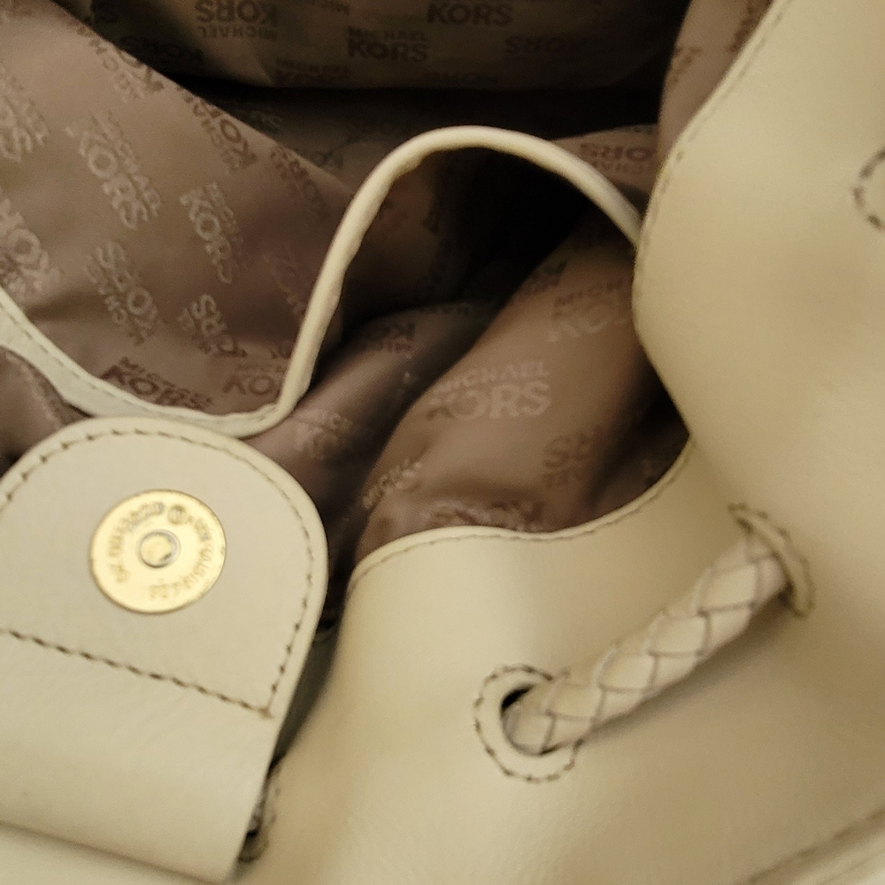 Michael Kors White Shoulder Bag with Braided Straps - Picture 13 of 14